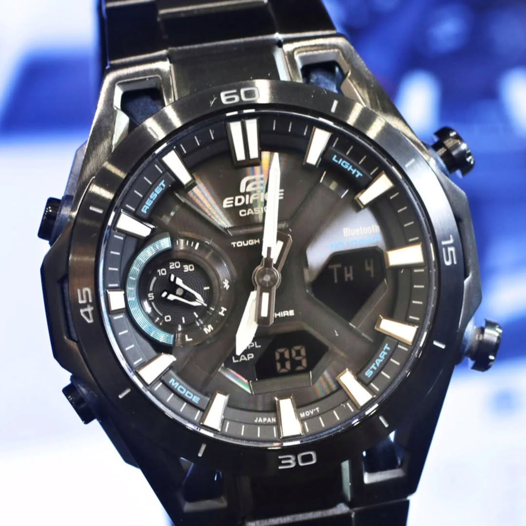 Casio watch design inspired by Formula 1