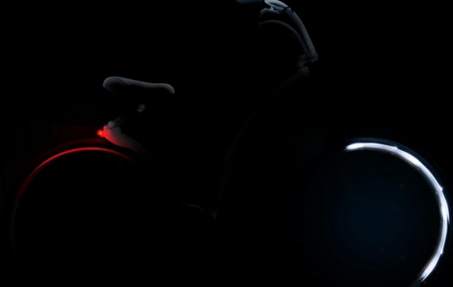 Складной электровелосипед с зарядкой мобильных устройств GiBike-3