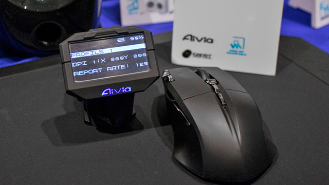 Gigabyte Aivia Uranium: первая в мире мышь с внешним дисплеем Gigabyte Aivia Uranium: первая в мире мышь с внешним дисплеем
