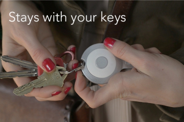 Брелок GOkey с функциями портативной зарядки, флешки и других полезностей-2