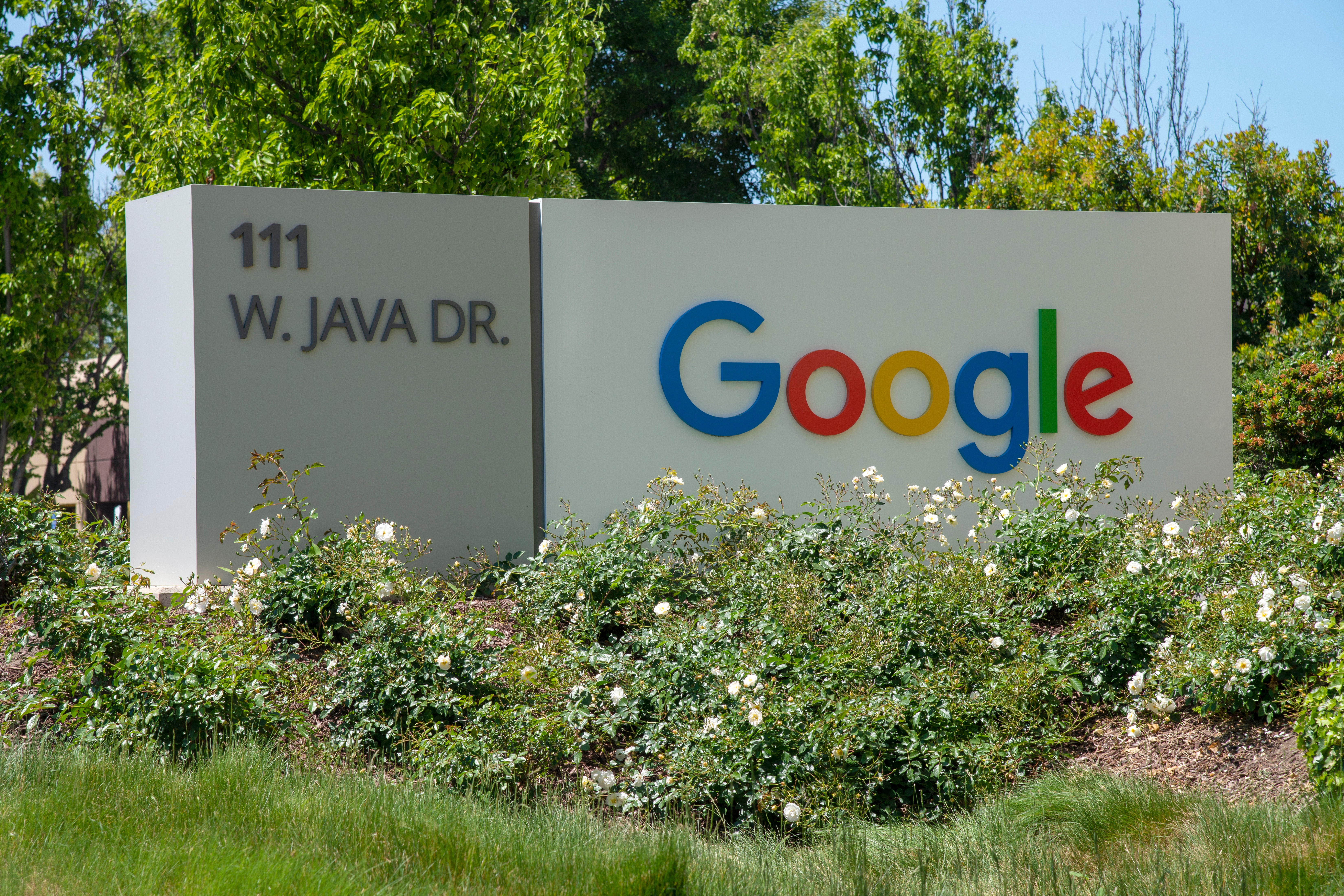 Google a annoncé le modèle d'IA Imagen 2, qui permet de générer des textes et des logos.