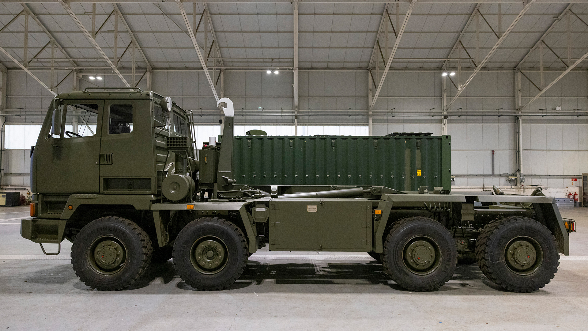 A truck and a container with Gravehawk missiles. Illustration: Forces News