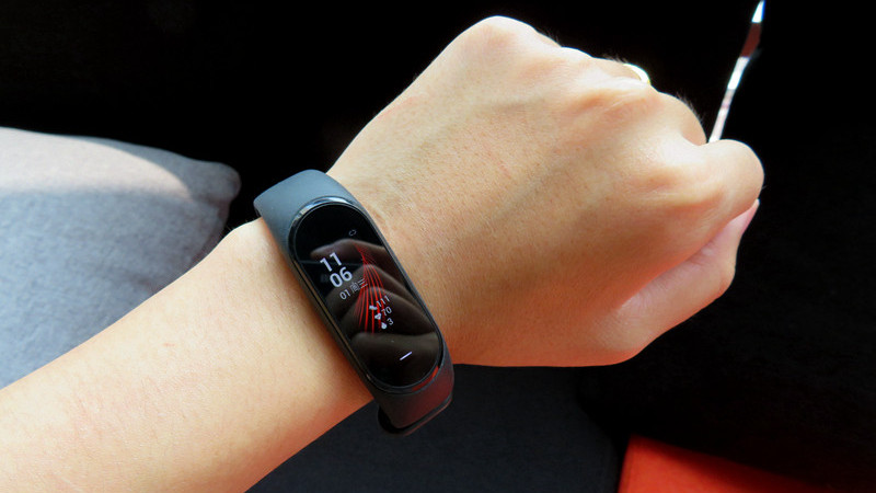 hey-plus-band-xiaomi-croudfunding-live-5.jpg