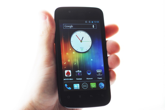 Беглый обзор Android-смартфонов Highscreen Strike и Blast
