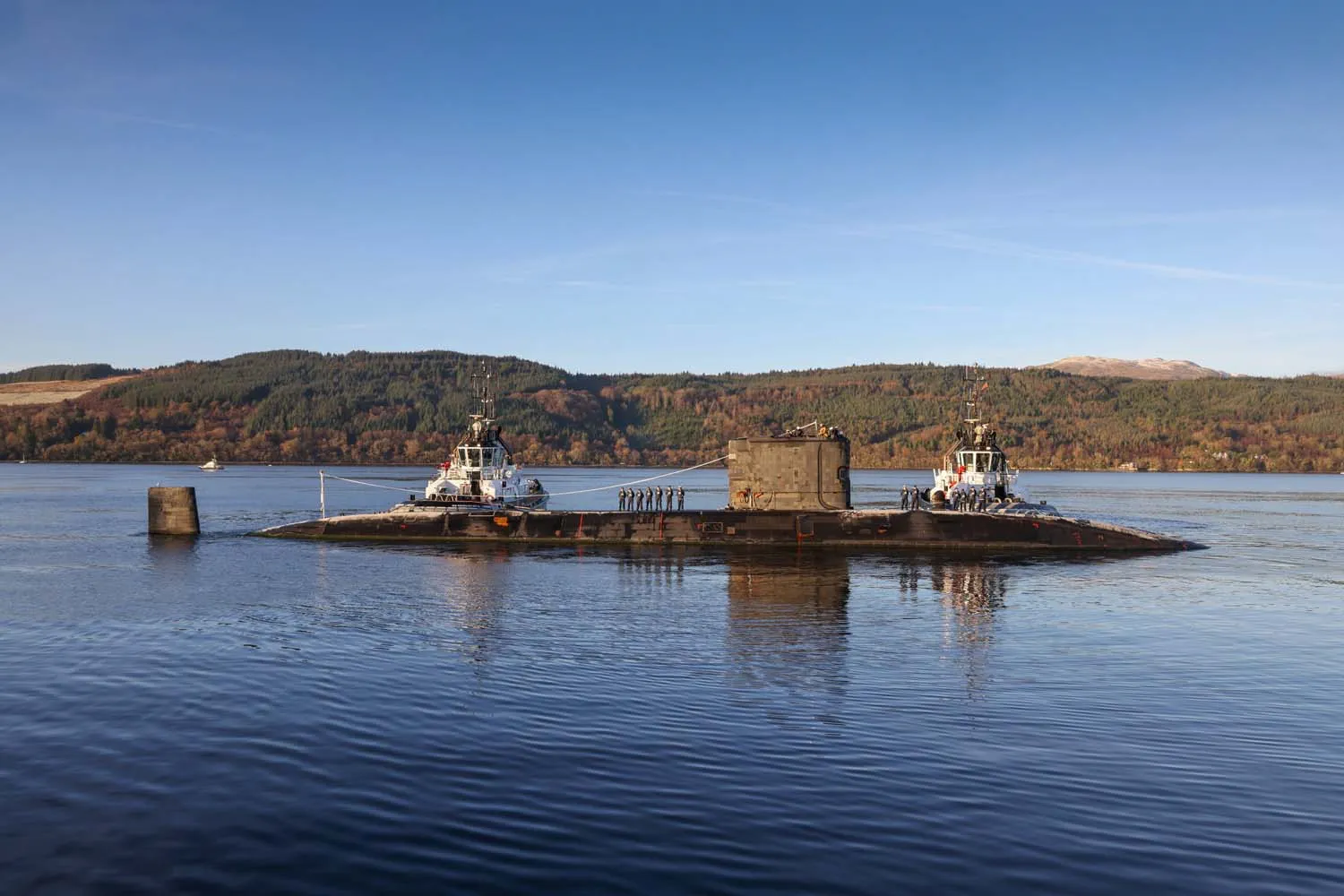 Атомний підводний човен HMS Triumph під час свого останнього заходу в порт