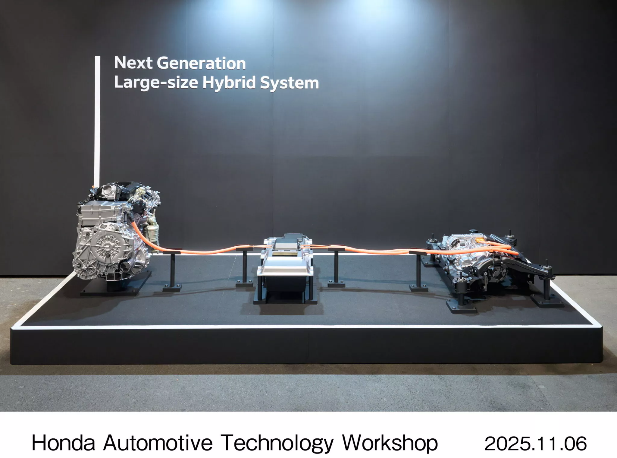 Presentation of the new hybrid V6 at a Honda event