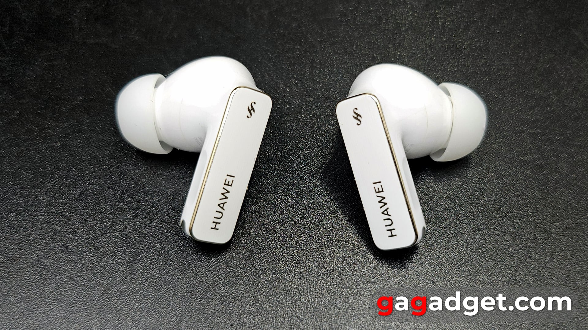 Шумозаглушення з ефектом пам'яті: огляд TWS-навушників Huawei FreeBuds Pro 4-12