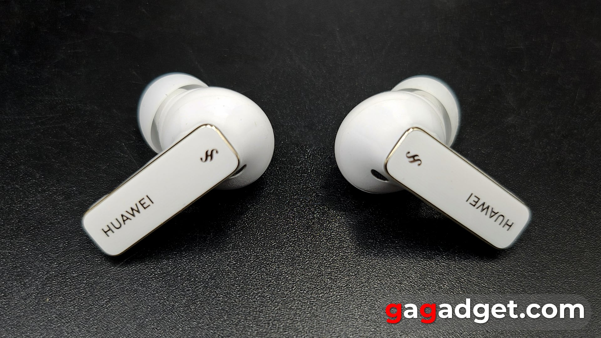 Шумозаглушення з ефектом пам'яті: огляд TWS-навушників Huawei FreeBuds Pro 4-13