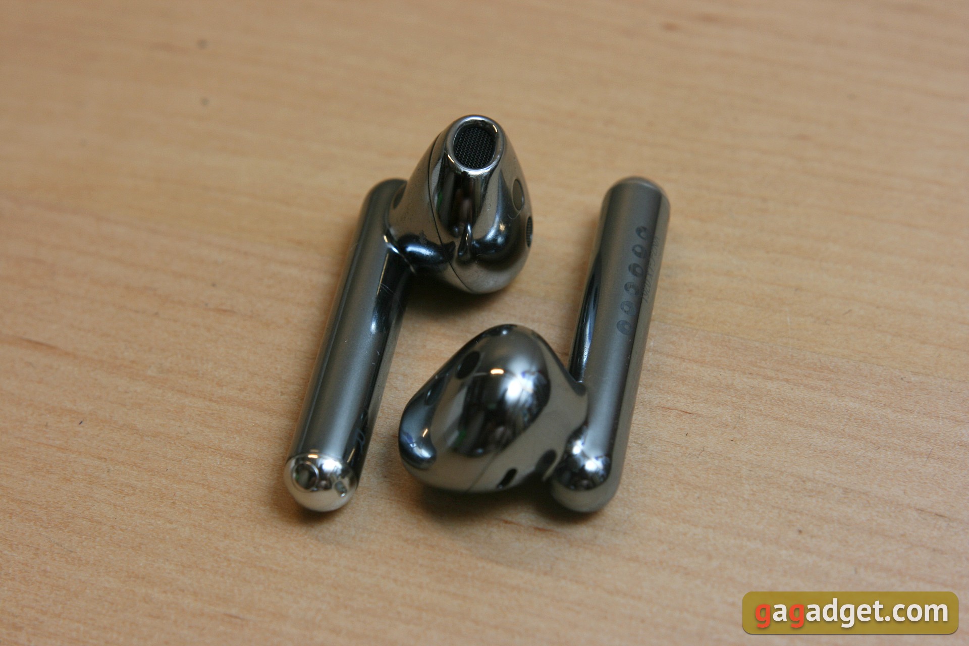 Active Noise Canceling TWS Semi-Open Earbuds: Huawei Freebuds 4 Review-18