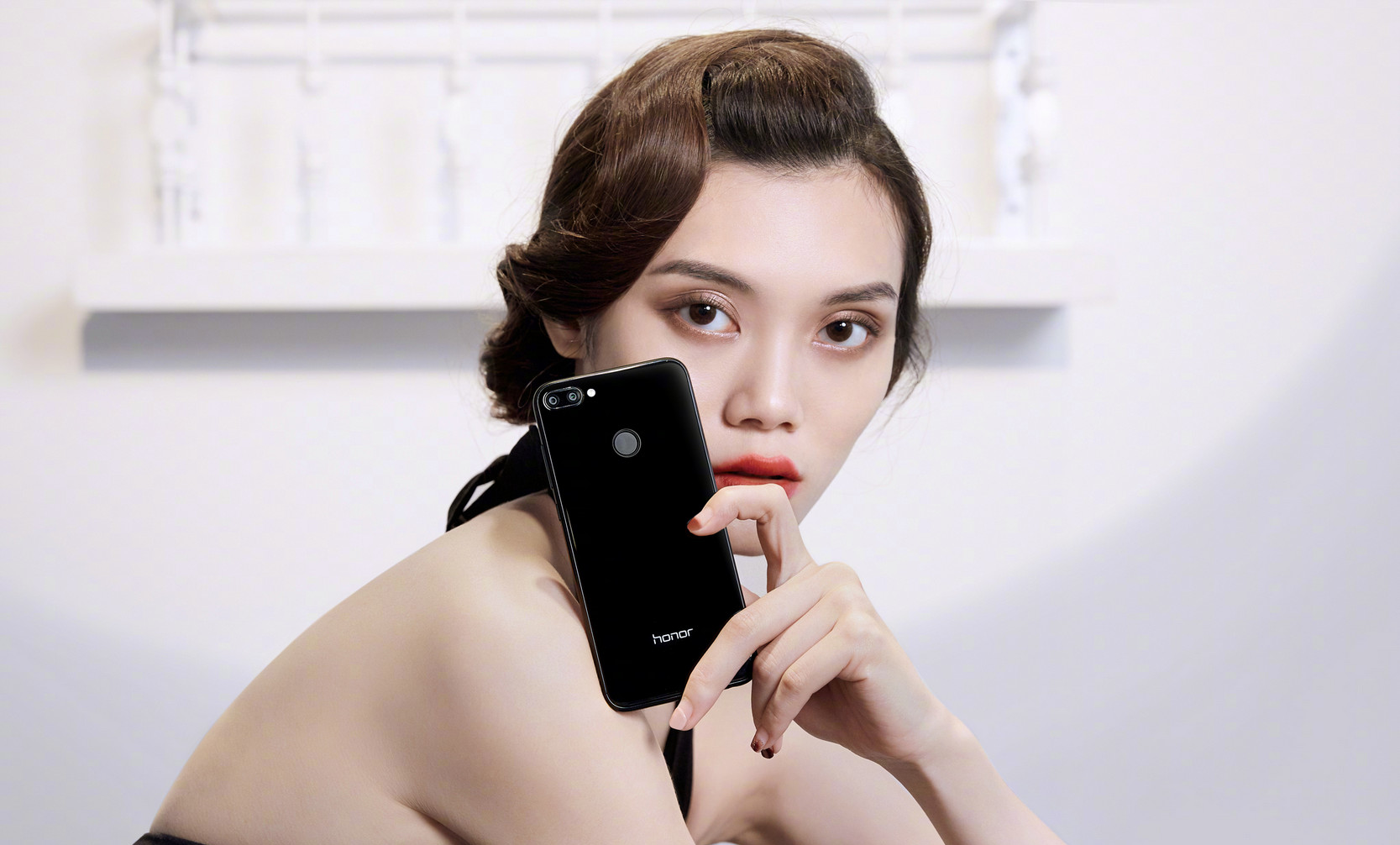 huawei-honor-9i-1_cr.jpg