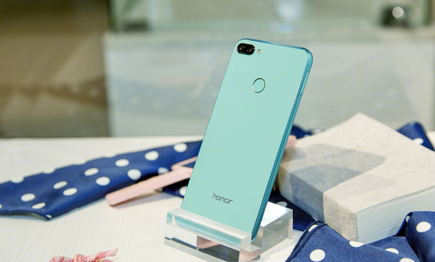 huawei-honor-9i-2_cr.jpg