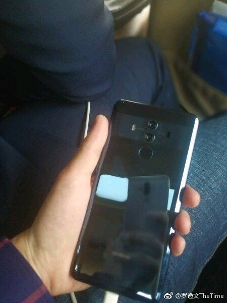 huawei-mate-10-pro-in-the-wild-1.jpg
