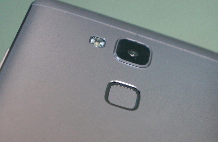 Обзор смартфона Huawei Mate7-6