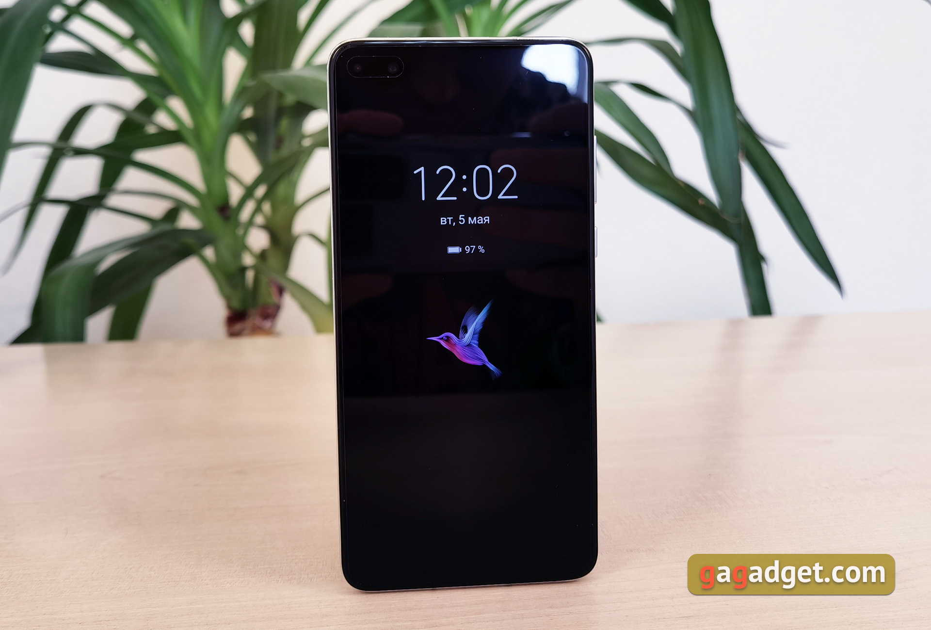 Обзор Huawei P40: флагманский беспродел-11