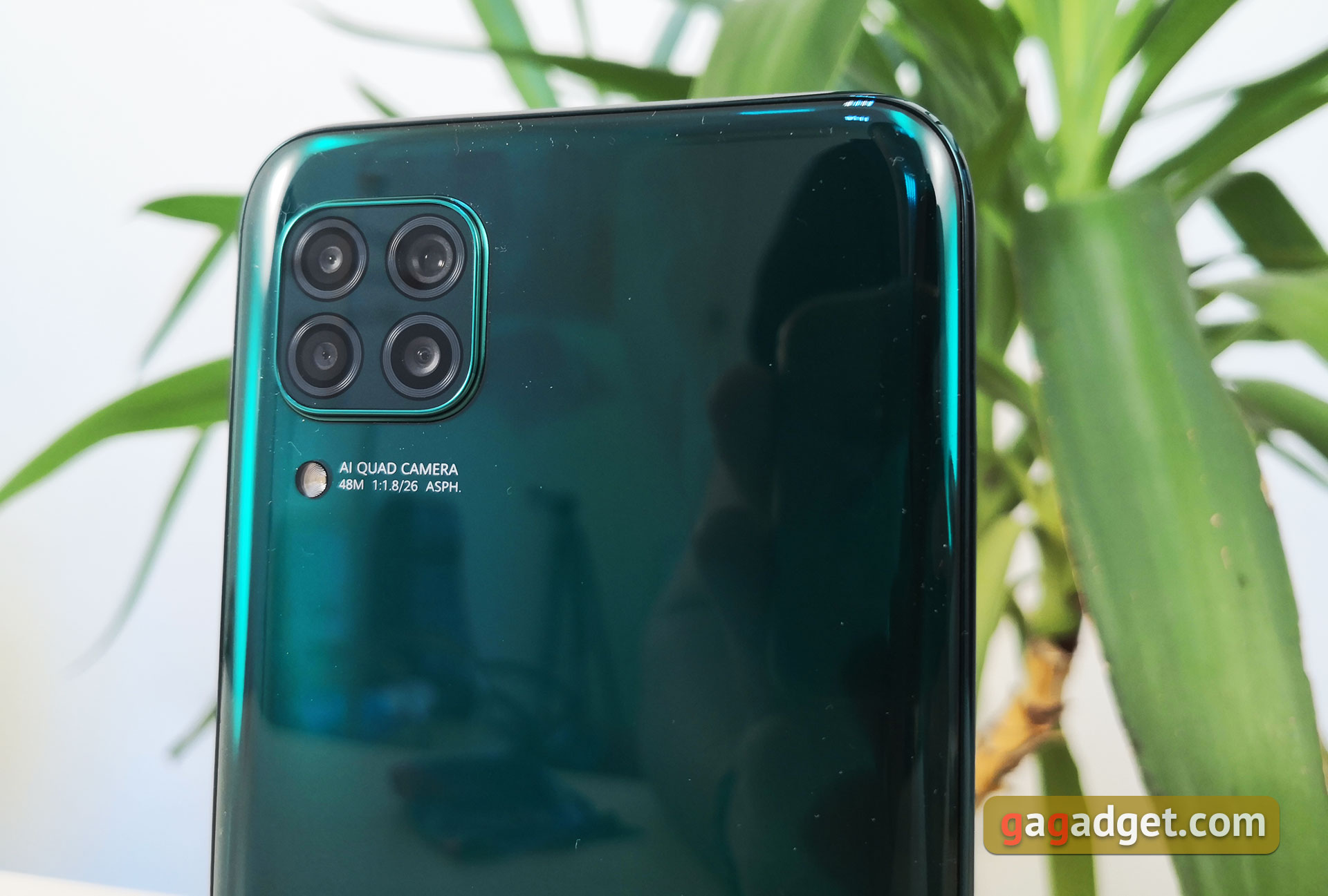 Обзор Huawei P40 Lite: первый AG-смартфон Huawei в Украине-12