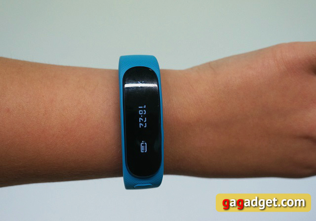 Обзор "умного" браслета Huawei TalkBand B1-3