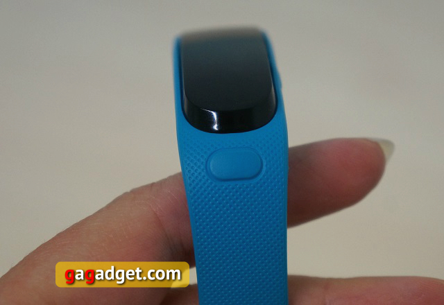 Обзор "умного" браслета Huawei TalkBand B1-10