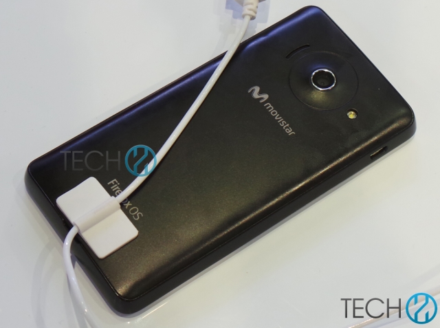 Бюджетный смартфон на Firefox OS Huawei Ascend Y300 II-3