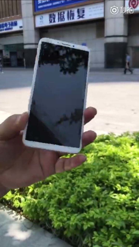 iPhone8Clone1JPG-577x1024.jpg