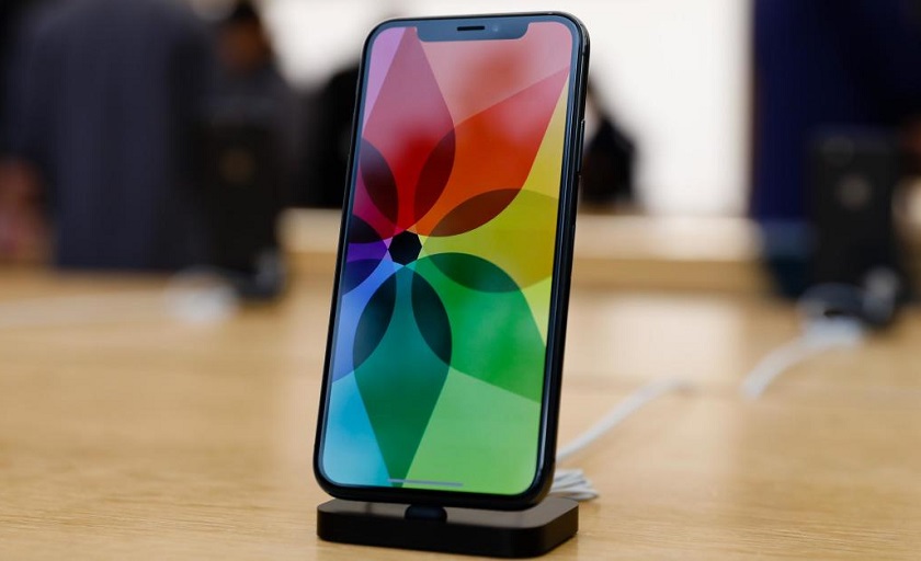 iPhone_X_Plus_iPhone_9.jpg