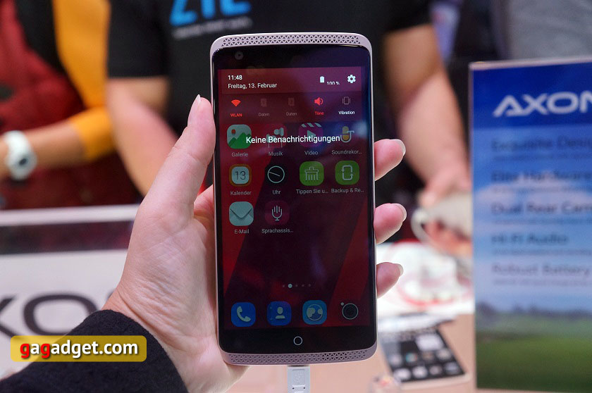 IFA 2015: стенды Huawei и ZTE своими глазами-6