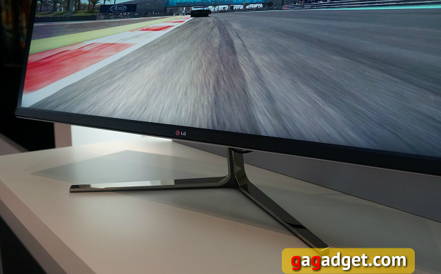 В поисках новых форм: павильон LG на IFA 2014 своими глазами-28