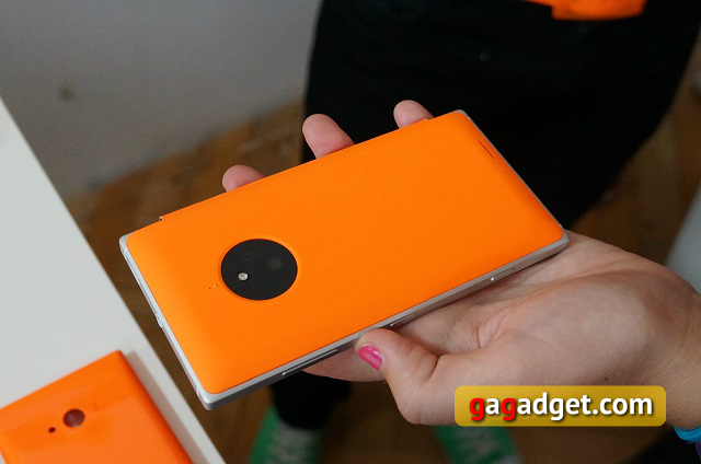 С перламутровыми пуговицами: Nokia Lumia 830, 735 и 730 Dual SIM своими глазами-5