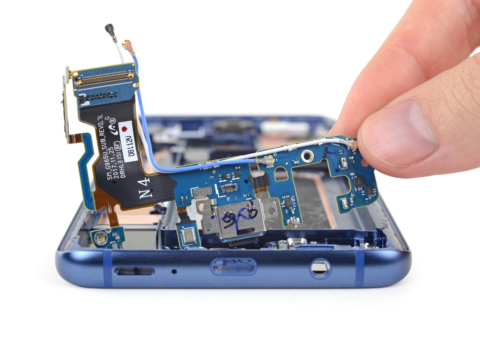 ifixit-galaxy-s9-plus-08.jpg