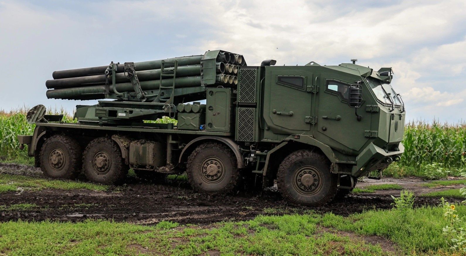 General Staff showed video of joint missile launches from Ukrainian Uragan and Bureviy multiple launch rocket systems