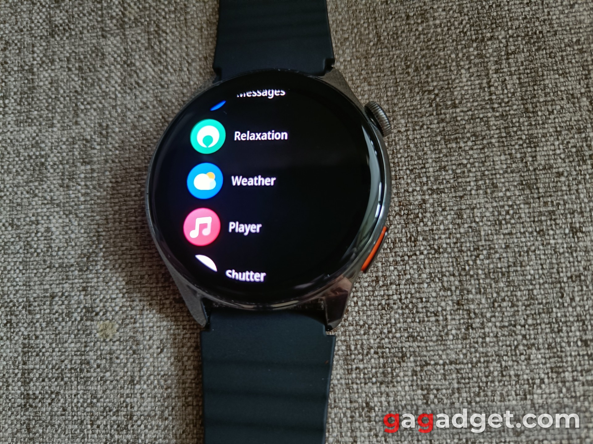 Еще один экран Haylou Watch 4s
