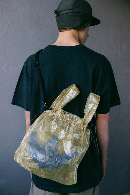 Sac Disco Elysium avec accessoires