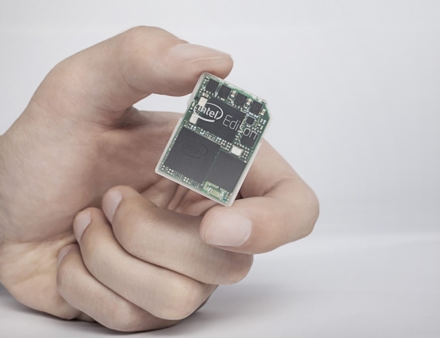 Intel Edison: компьютер размером с карту памяти SD