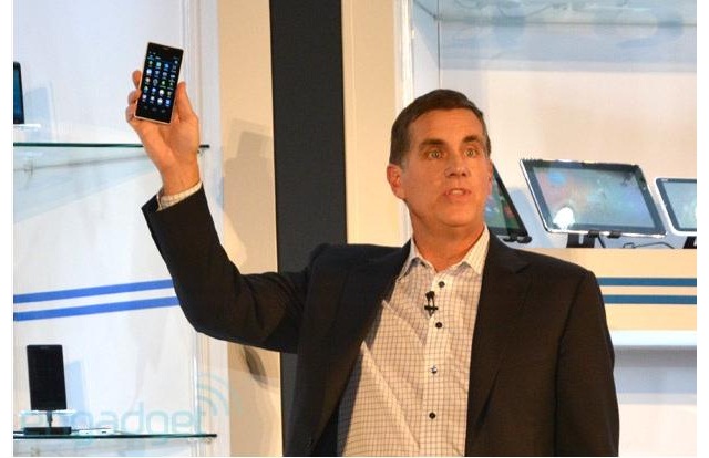 Intel показала референсный 4-дюймовый смартфон на платформе Merrifield