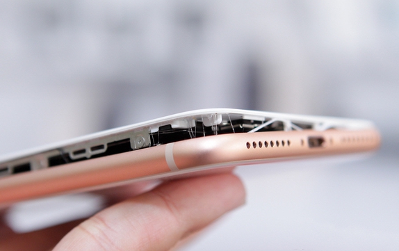 iphone8.jpg