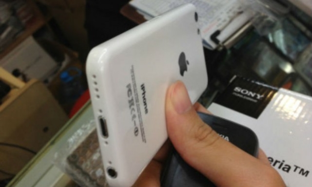 Слухи: возможно бюджетная версия смартфона от Apple будет называться iPhone 5C