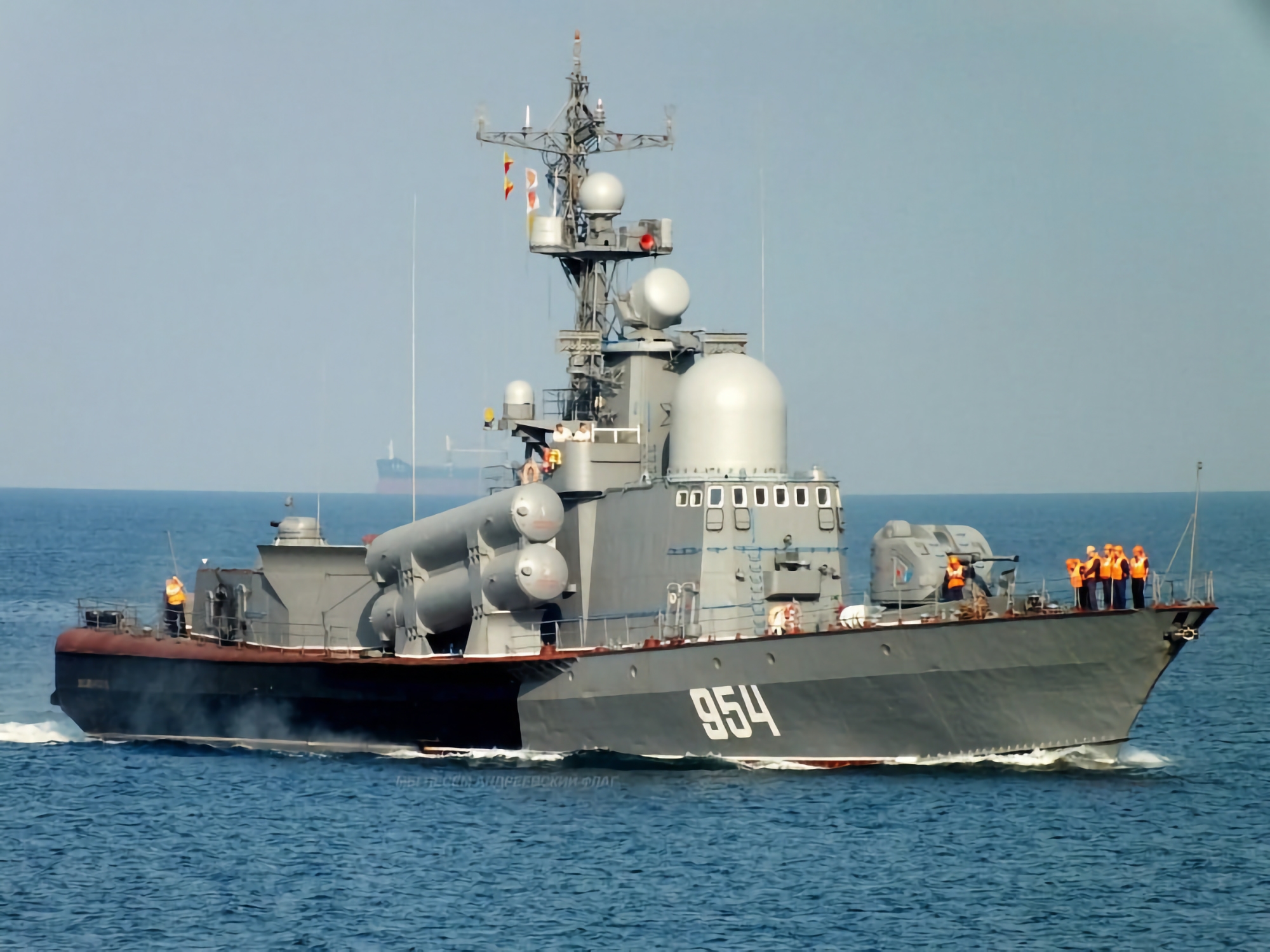 Ukrainian intelligence using a maritime drone destroyed the Ivanovets missile boat of the Russian Black Sea Fleet, it is worth $60-70 million