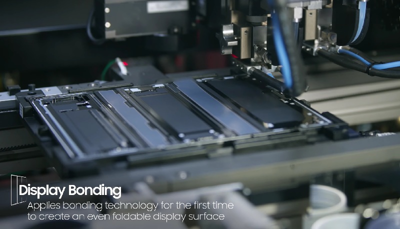 Galaxy Z TriFold smartphone assembly process