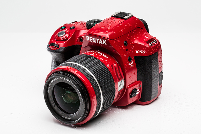Pentax K-50 уже на полках магазинов за 6400 грн-3