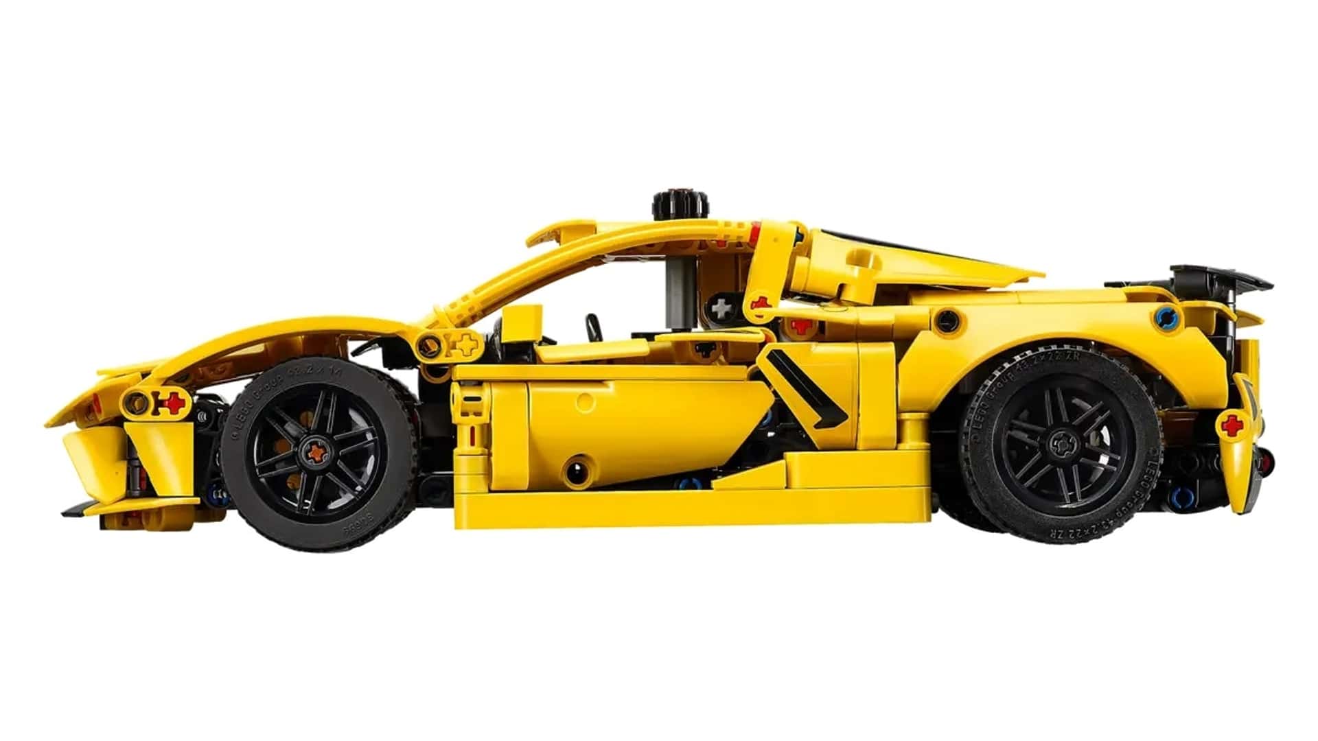 Lego Technic Corvette Stingray C8 model parts
