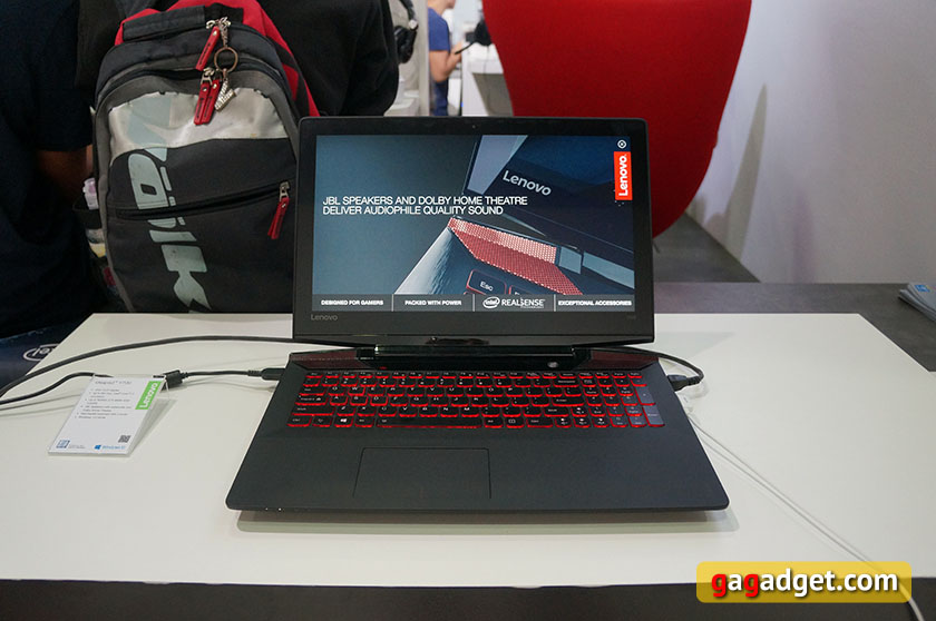 IFA 2015: стенд Lenovo своими глазами-27