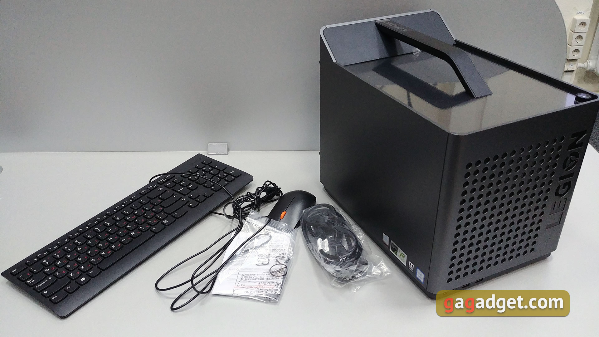 lenovo-legion-c730-cube-04.jpg