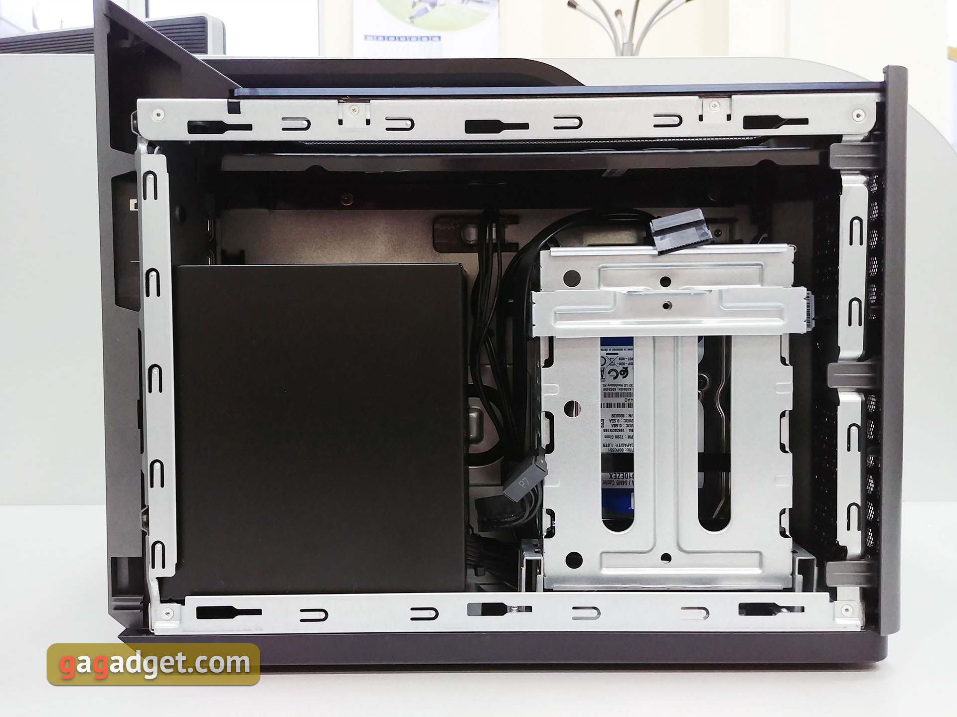 lenovo-legion-c730-cube-16.jpg