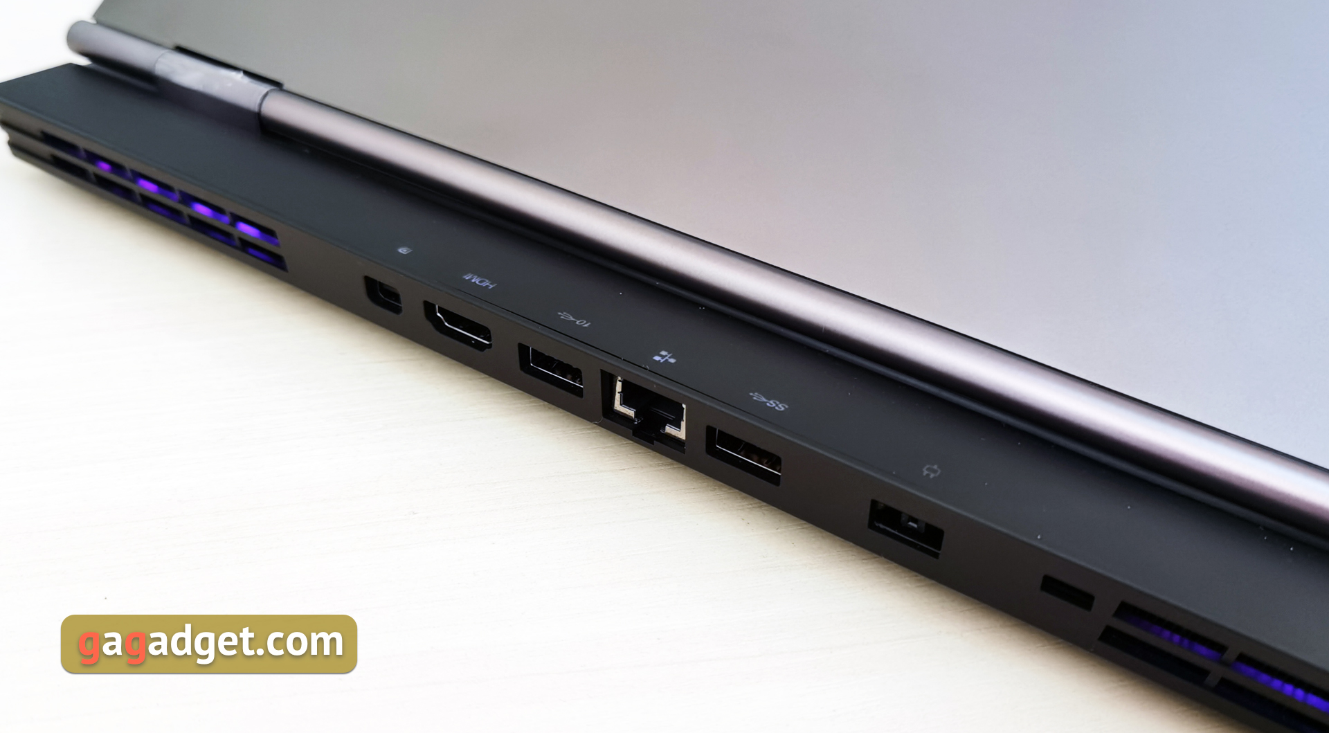 Обзор Lenovo Legion Y740: мощь RTX в стильном корпусе-12