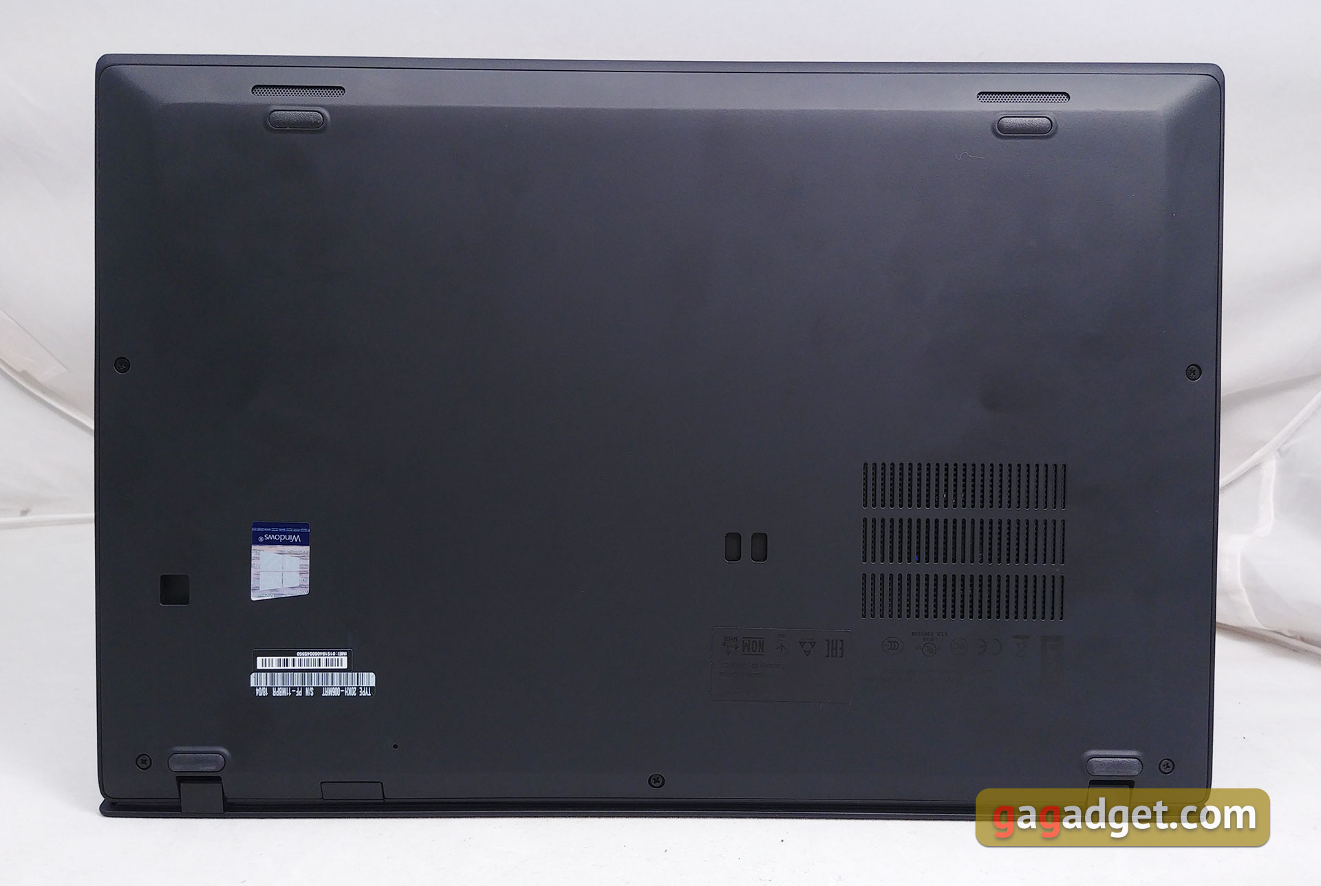 lenovo-thinkpad-x1-carbon-13.jpg