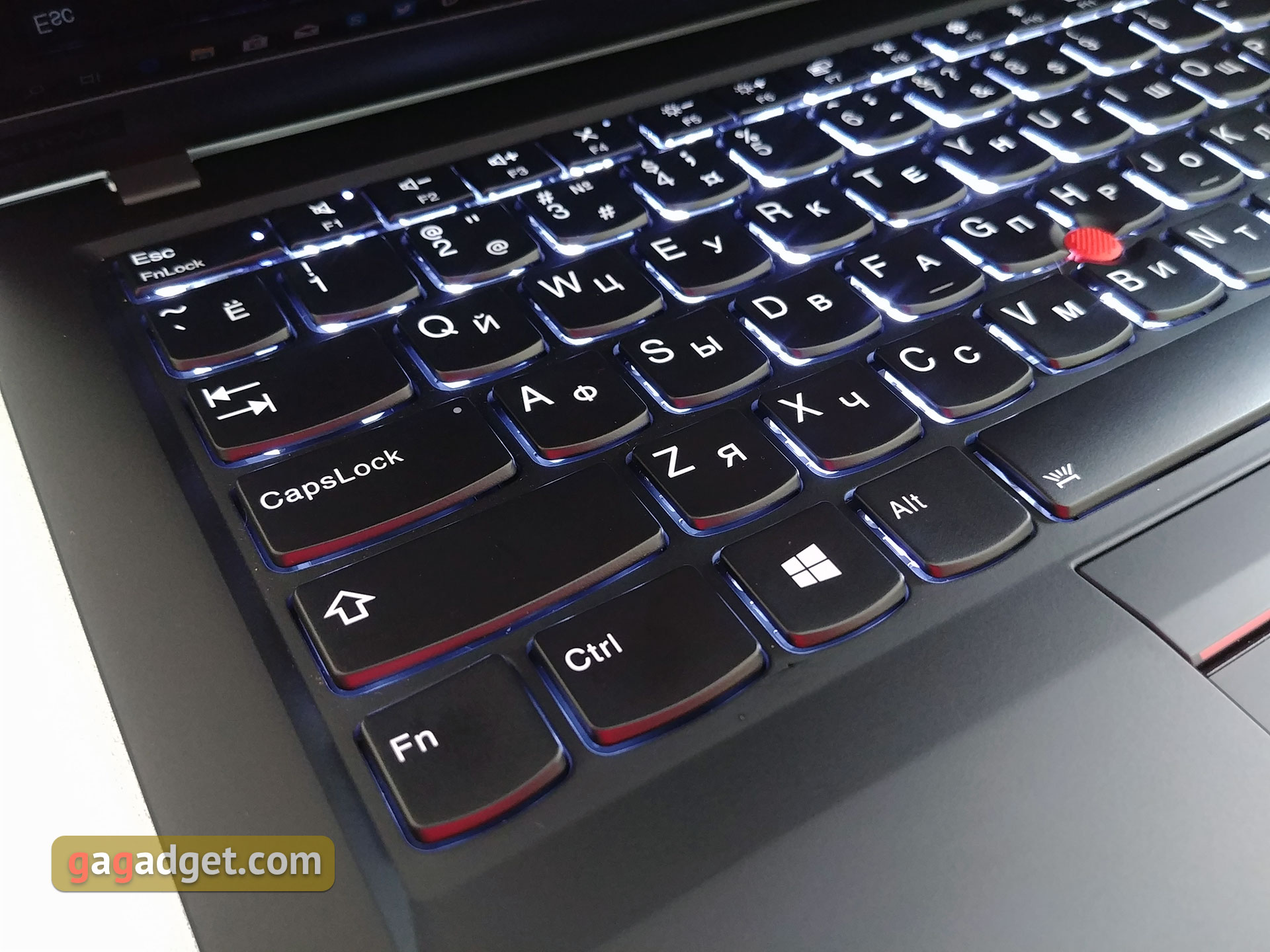 lenovo-thinkpad-x1-carbon-19.jpg