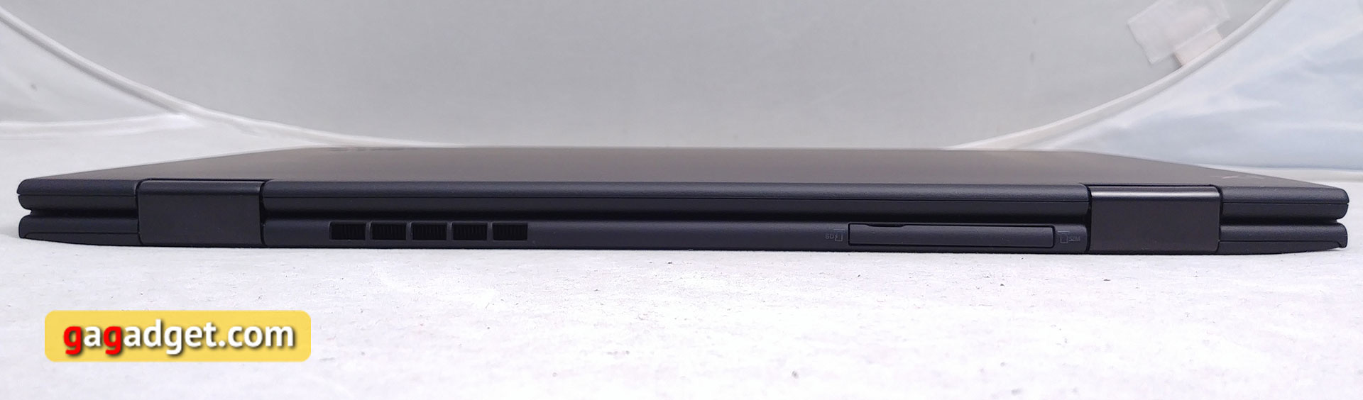 lenovo-thinkpad-x1-yoga-3-gen-09.jpg