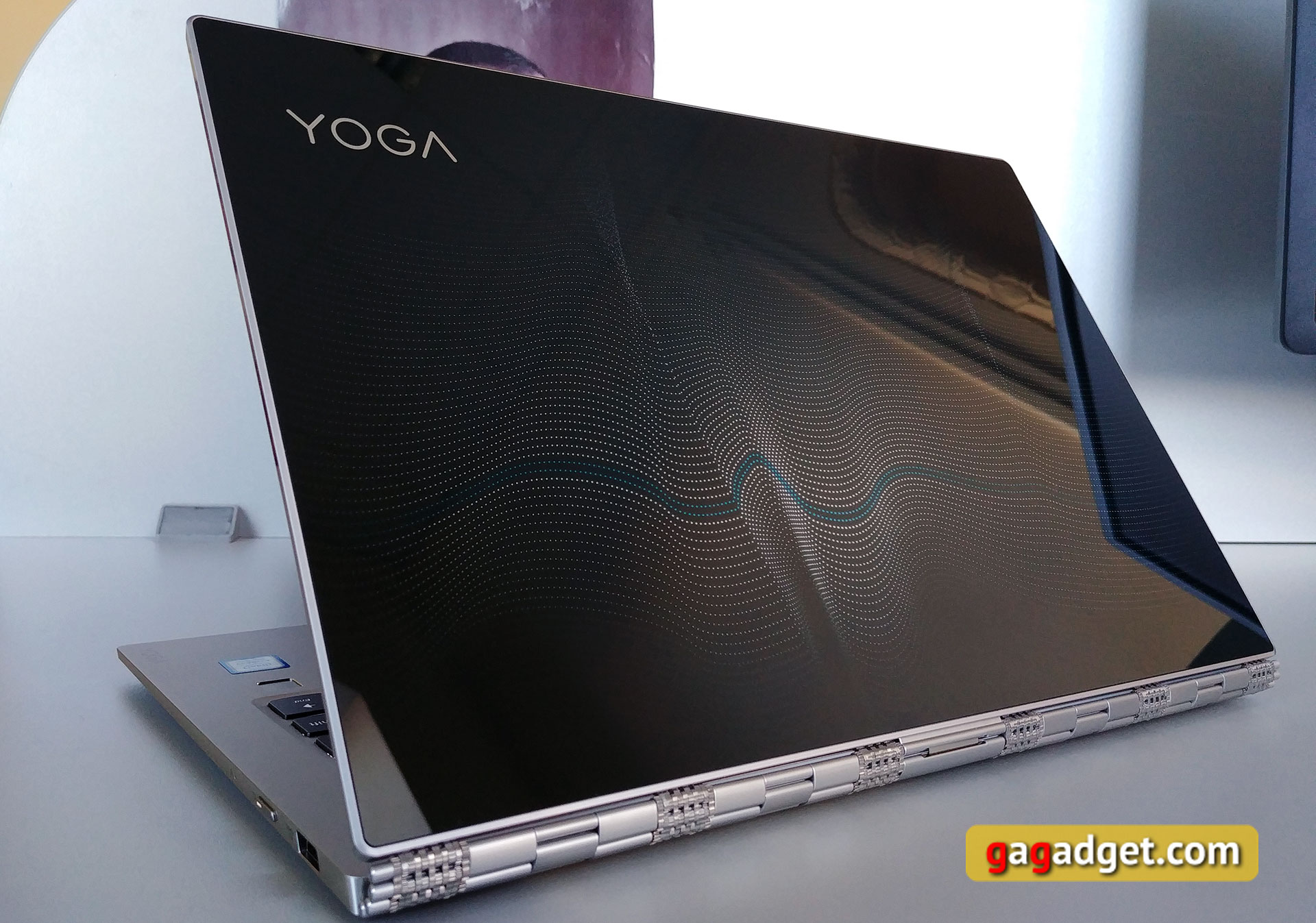 lenovo-yoga-920-vibes-06.jpg