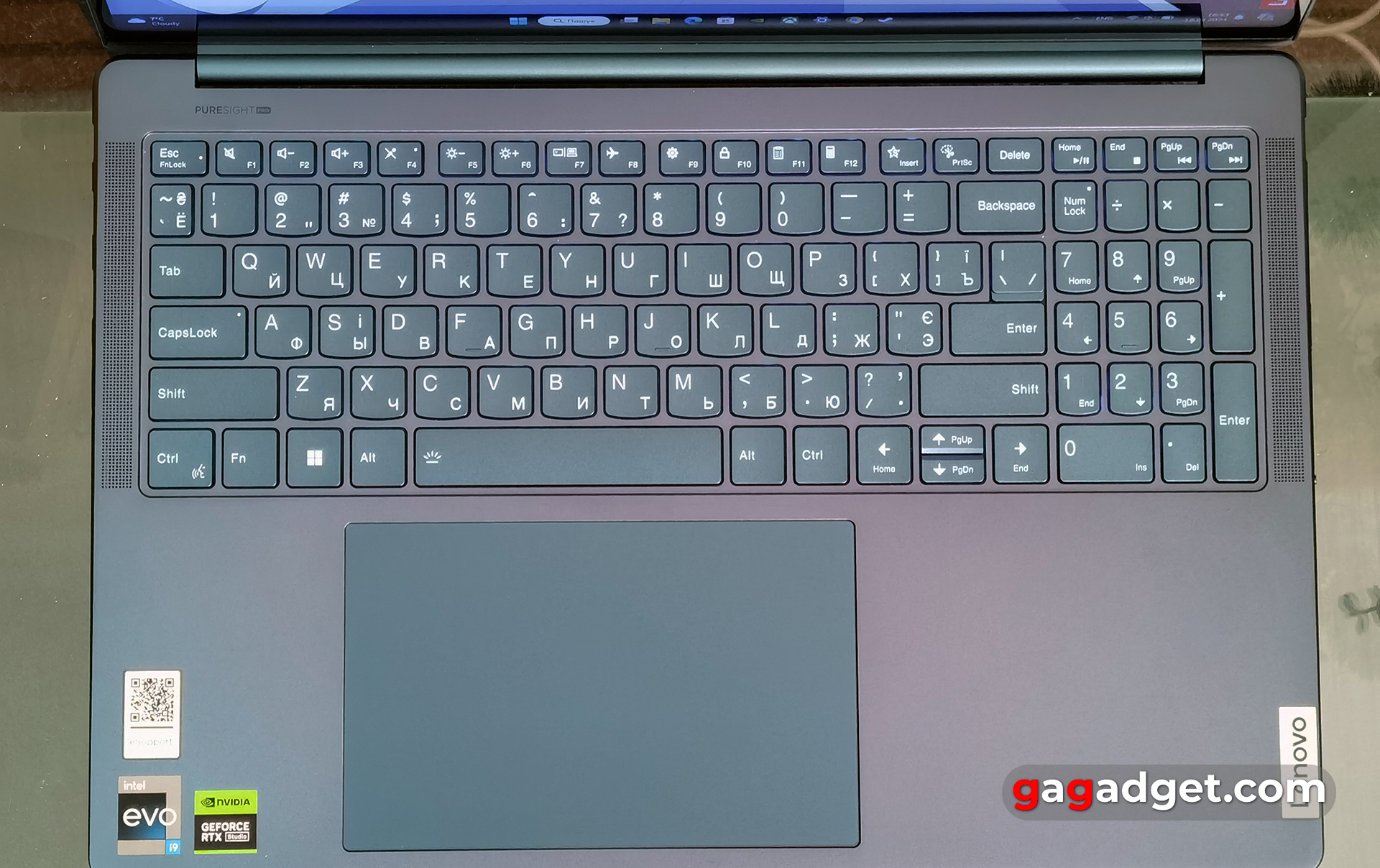 Огляд Lenovo Yoga Pro 9