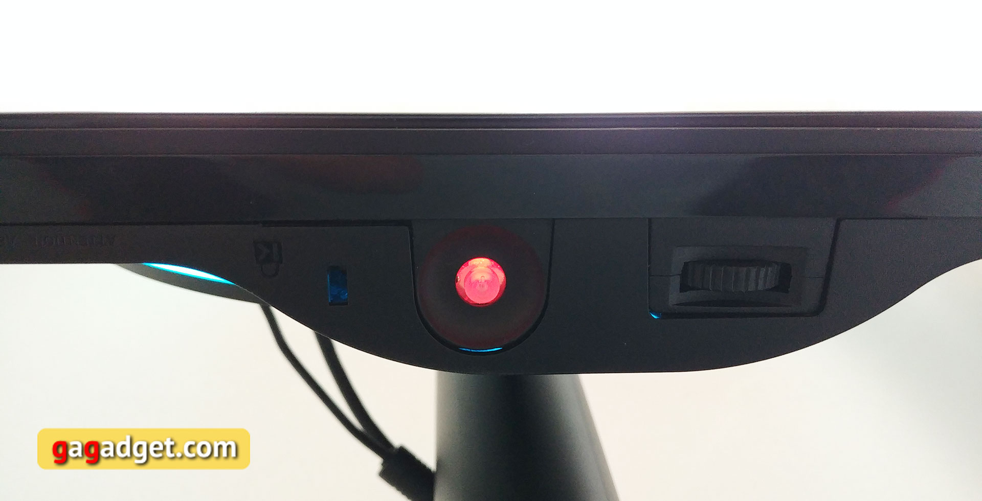 lg-32gk850g-07.jpg