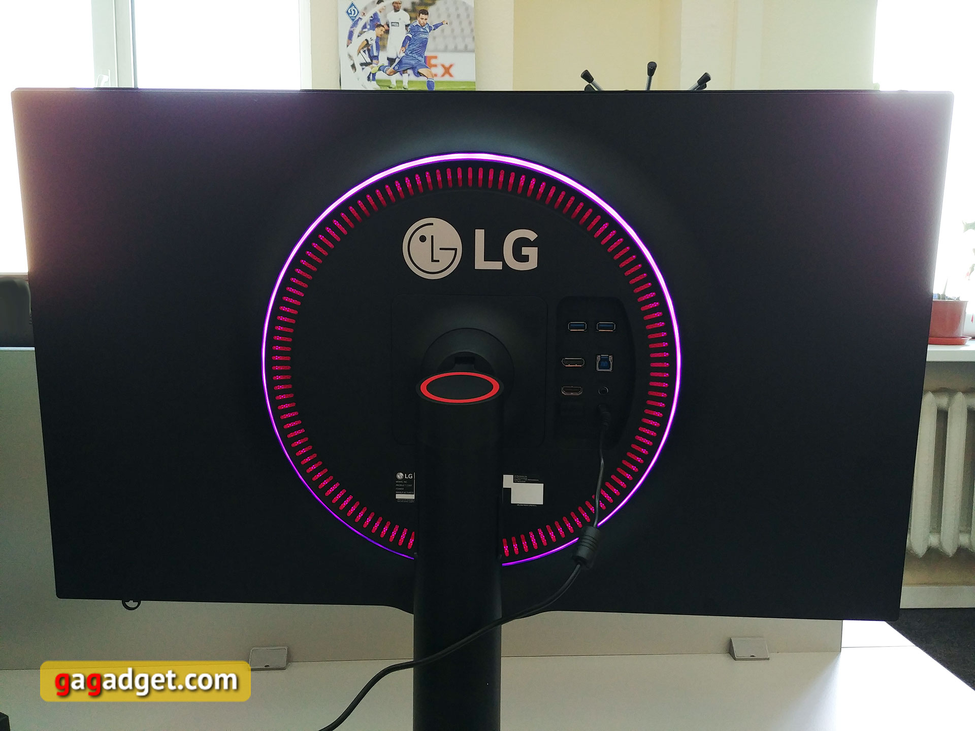 lg-32gk850g-11.jpg
